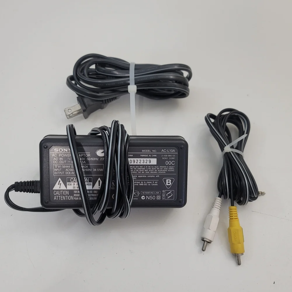 Sony Digital Handycam DCR-TRV27 Mini DV Camcorder *Read Description!*